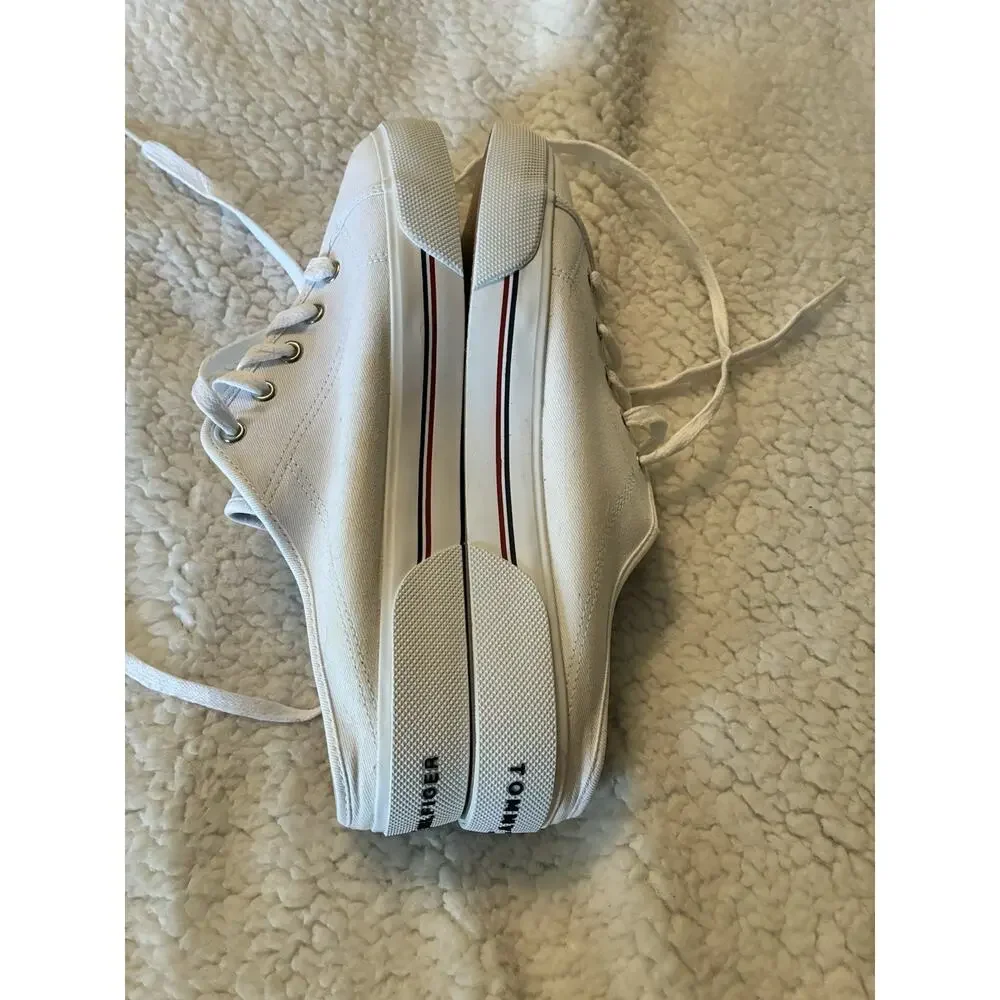Tommy Hilfiger Women’s Size 10 Slide Sneakers White